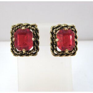 Vintage Red Glass Goldtone Rope Clip On Earrings signed Sarah Coventry